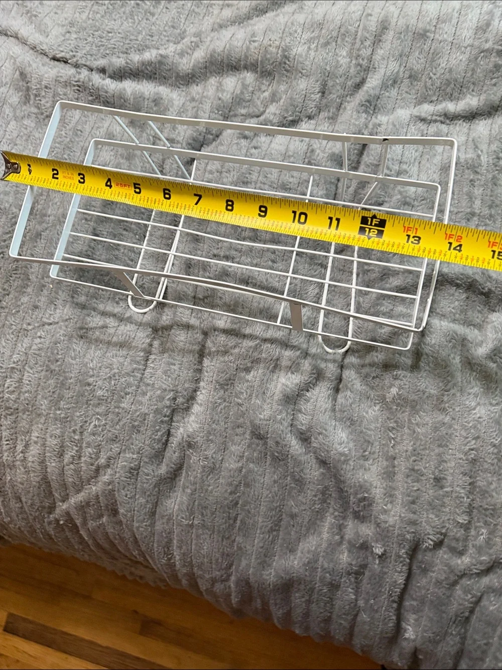 White Over-The-Tub Bath Shelf - Sturdy Metal Rack